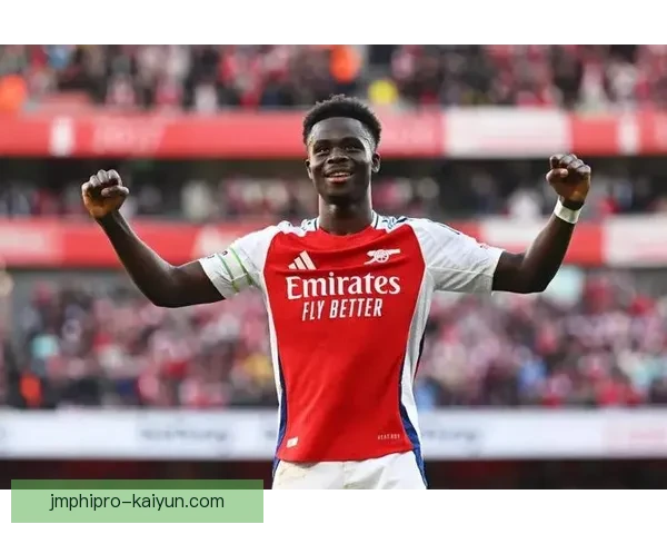 英超阿森纳与萨卡续约，状态回暖备受期待