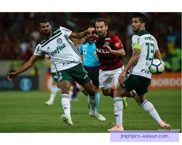 解放者杯河床王朝表现稳健，持续吸引全球关注