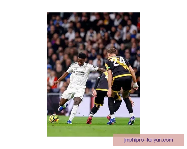 姆巴佩点球主罚表现稳健，帮助球队锁定胜局