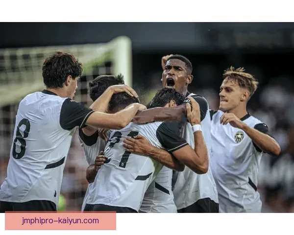 西甲降级区球队状态回暖，争取摆脱降级危险